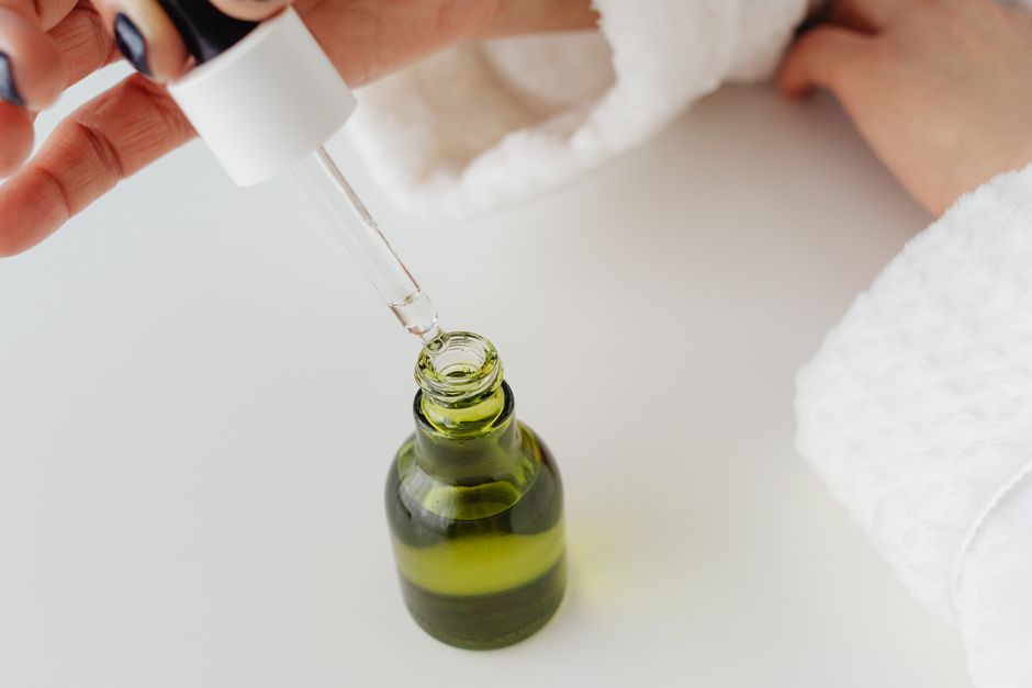 Hidratantni serum s hijaluronom